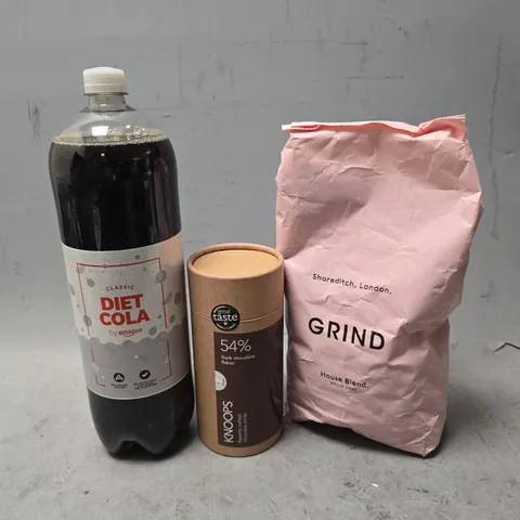APPROXIMATELY 6 ASSORTED FOOD & DRINK ITEMS TO INCLUDE - DIET COLA , GRIND HOUSE BLEND , KNOOPS 54% DARK CHOCOLATE FLAKES ETC