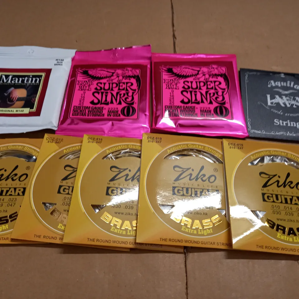 LOT OF 9 ASSORTED PACKETS OF GUITAR STRING