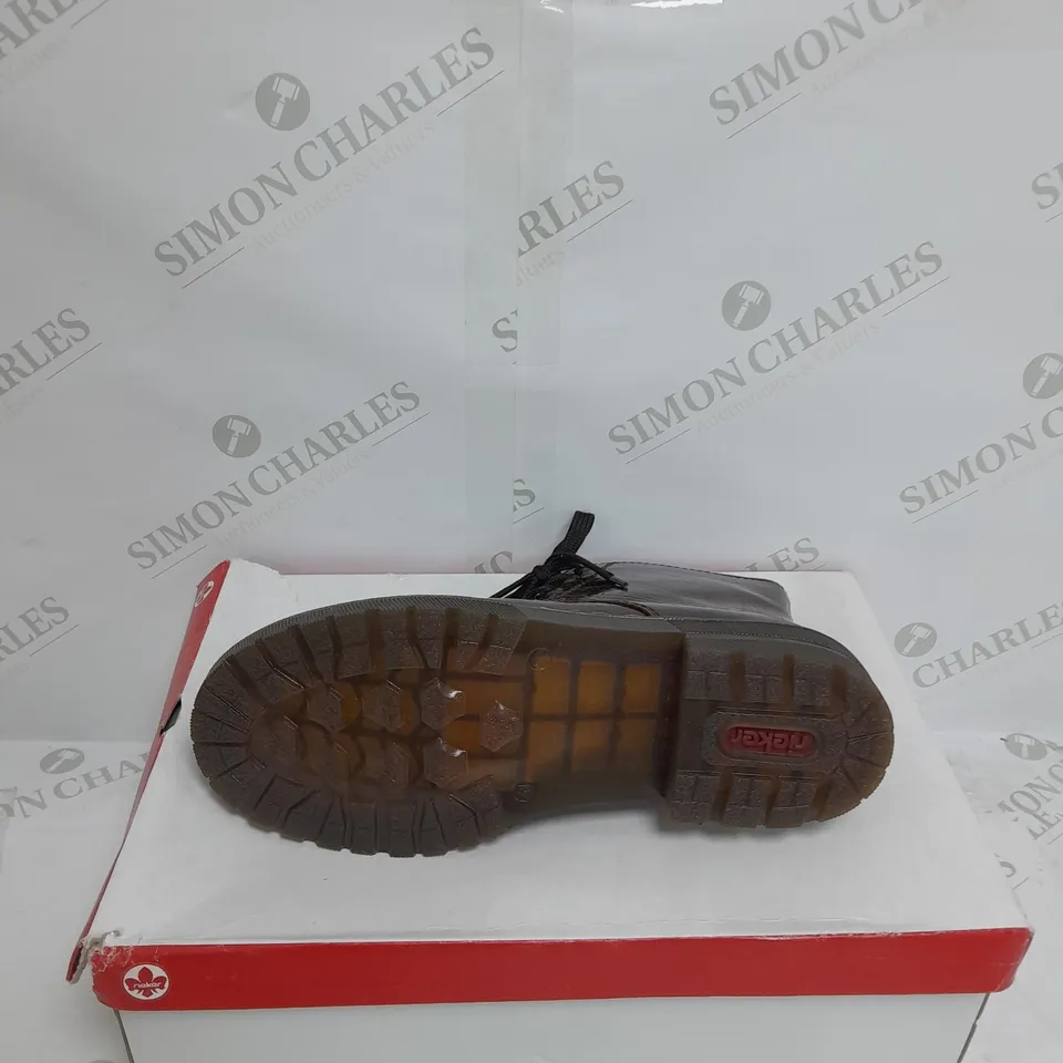 PAIR OF RIEKER LACE ANKLE BOOTS IN BRONZE - 7.5