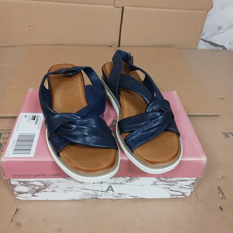 MODA IN PELLE OLANNA SANDALS NAVY SIZE 7