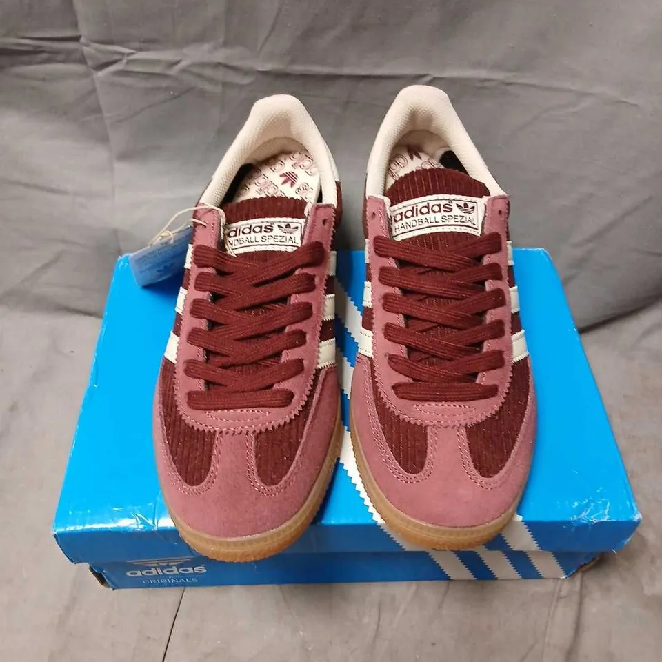 ADIDAS HANDBALL SPEZIAL W WOMEN’S TRAINERS, UK 5, BURGUNDY/WHITE