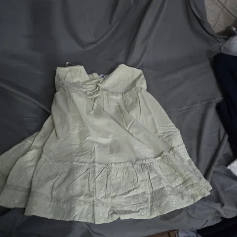 CREAM GIRLS' DRESS WITH EYELET LACE TRIM – VINTAGE STYLE MISS SELFRIDGES 