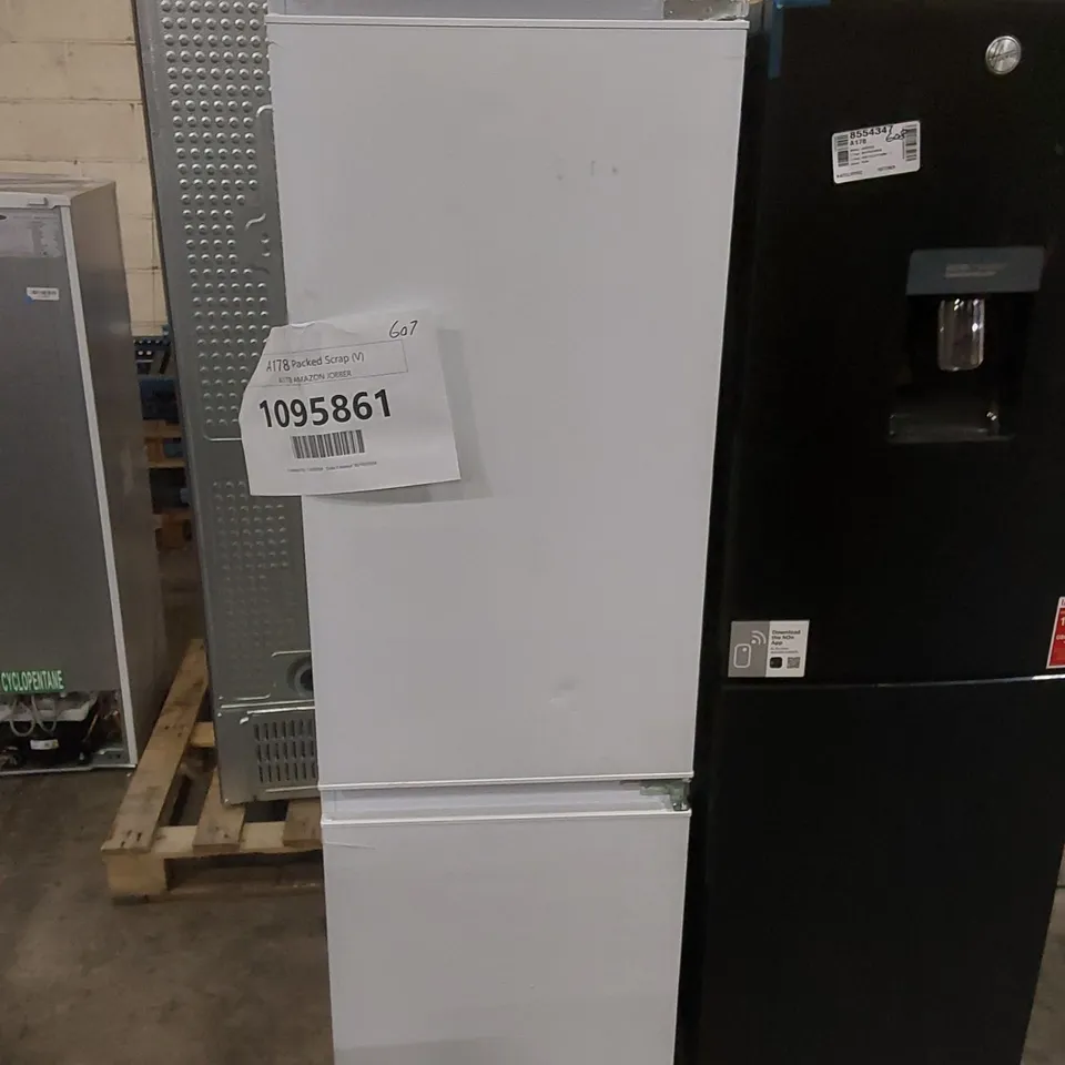 SIA RFI104/1 70/30 SPLIT BUILT-IN INTEGRATED 260L FRIDGE FREEZER WHITE - UNPROCESSED RAW RETURN