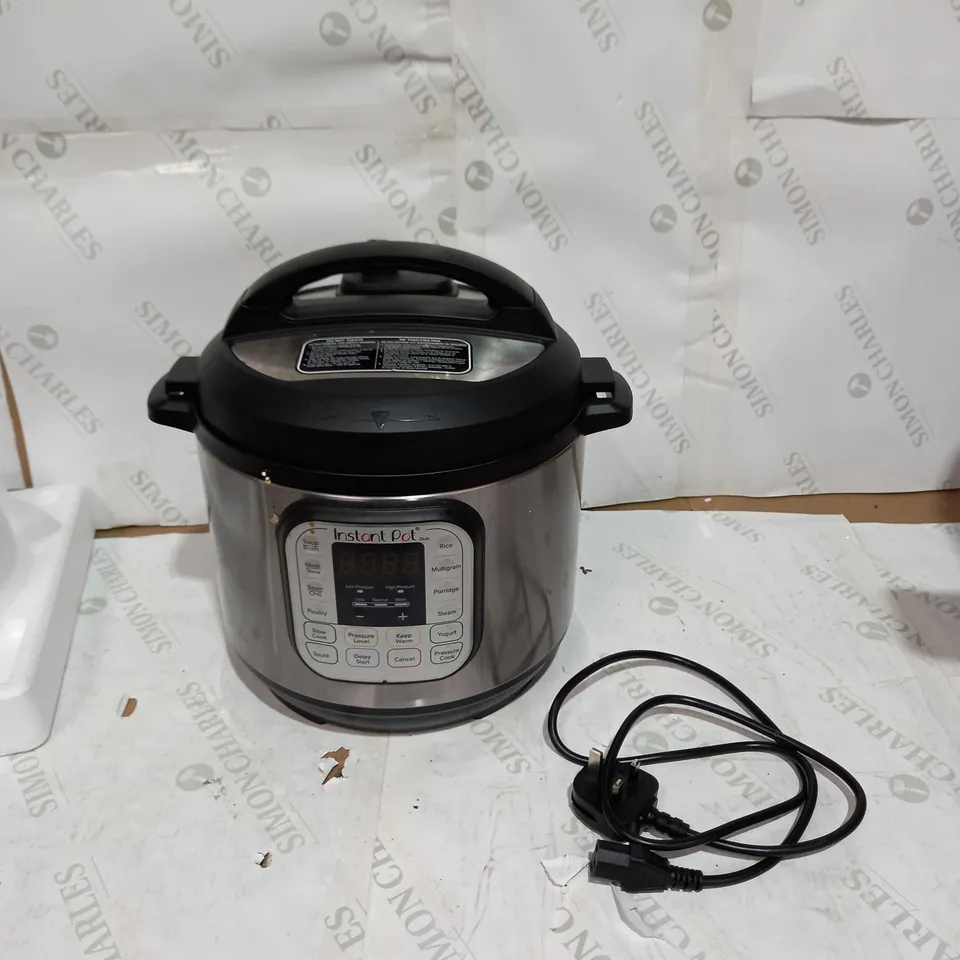 INSTANT POT DUO SMART PRESSURE COOKER