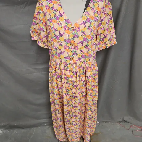 DUSK DITSY BUTTON DRESS IN YELLOW FLORAL SIZE 14