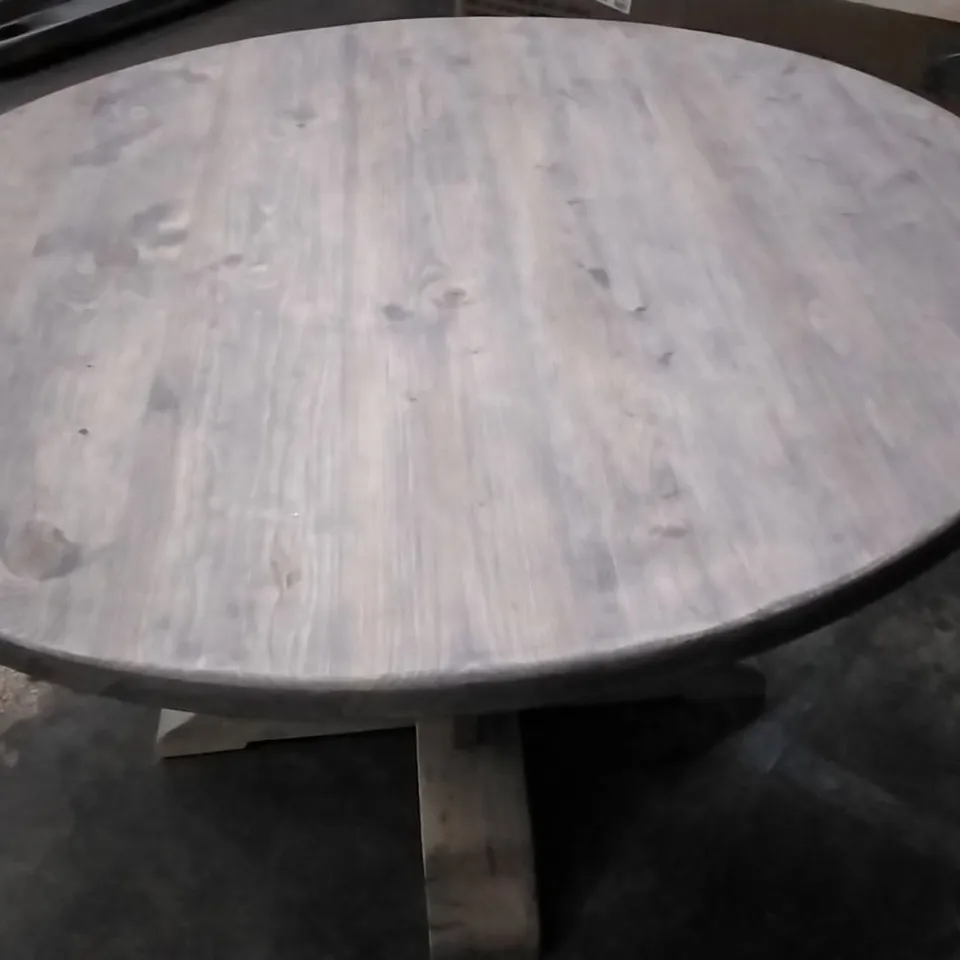 DESIGNER SOLID PINE ROUND DINING TABLE WITH PEDESTAL 