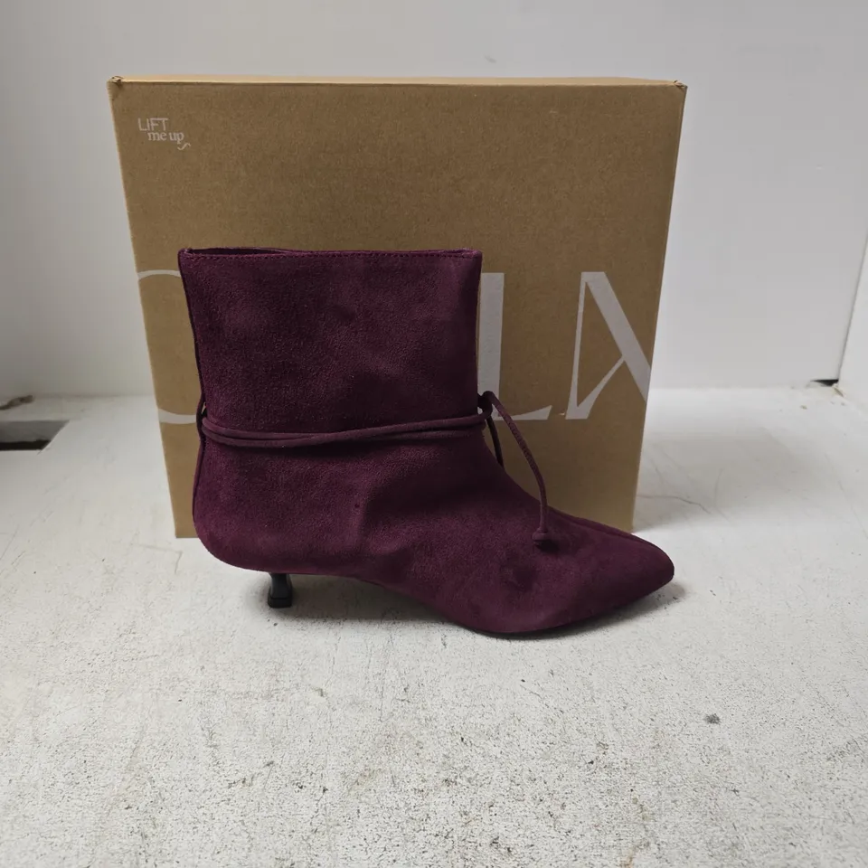CALLA MAISIE CHERRY SUEDE BOOTS – UK 6 (EU 39)