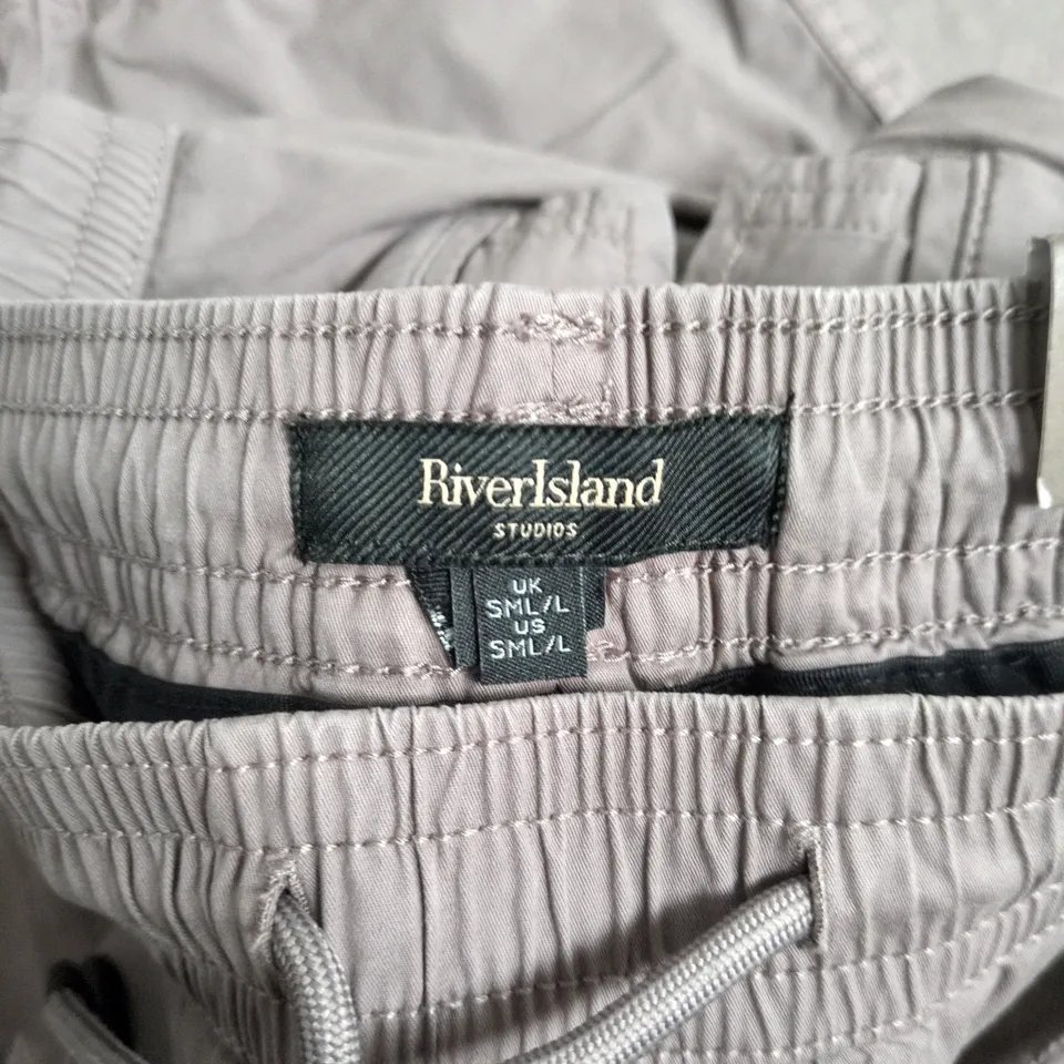 RIVER ISLAND CARGO PANTS – LIGHT GREY - UK SMALL