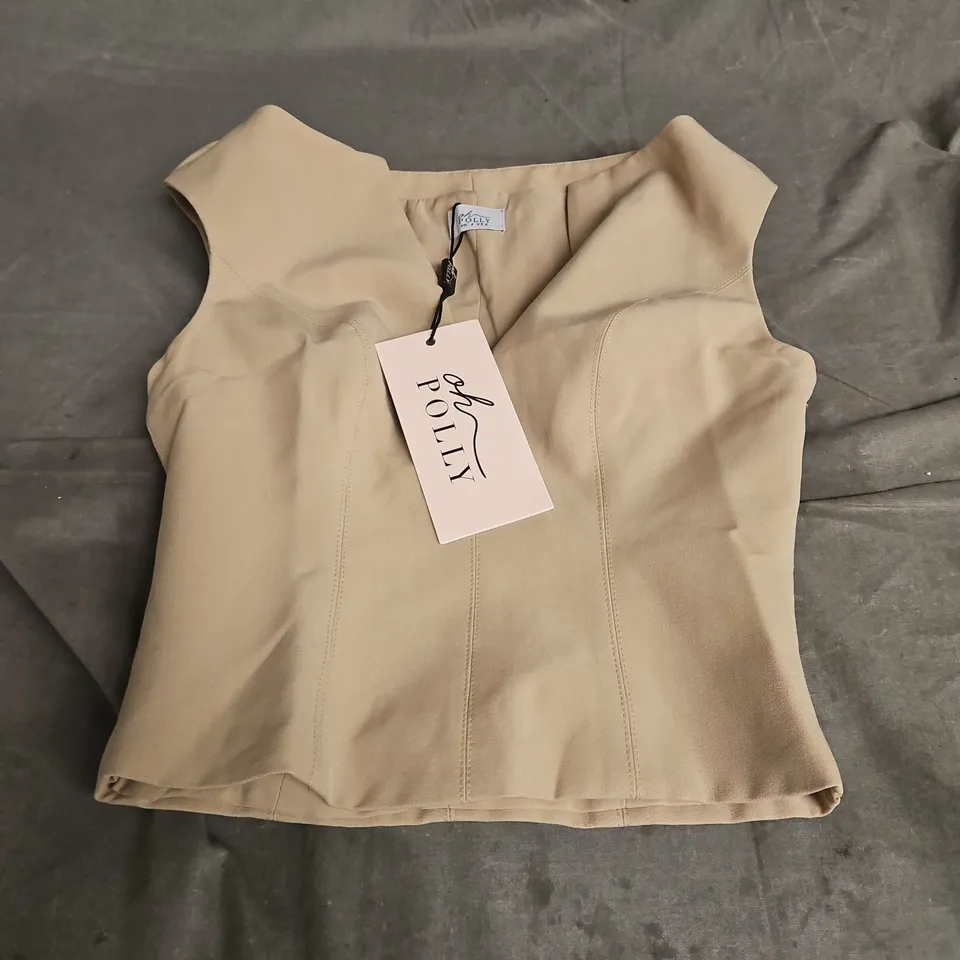 OH POLLY SLEEVELESS V NECK TOP IN CAMEL SIZE 6