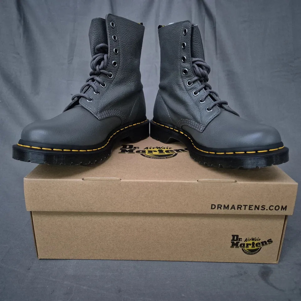 BOXED PAIR OF DR MARTENS 1460 PASCAL ANKLE BOOTS IN GUNMETAL UK SIZE 7