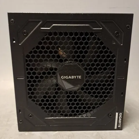 GIGABYTE ULTRA DURABLE 850W POWER SUPPLY