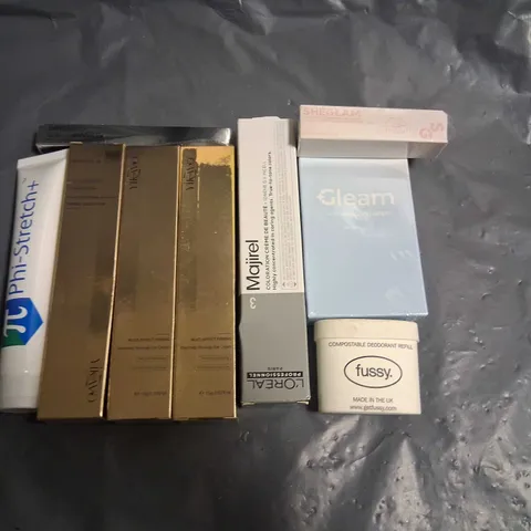 APPROXIMATELY 20 ASSORTED HEALTH AND BEAUTY PRODUCTS TO INCLUDE; SHEGLAM, YIKAVO, GLEAM AND PHI-STRETCH