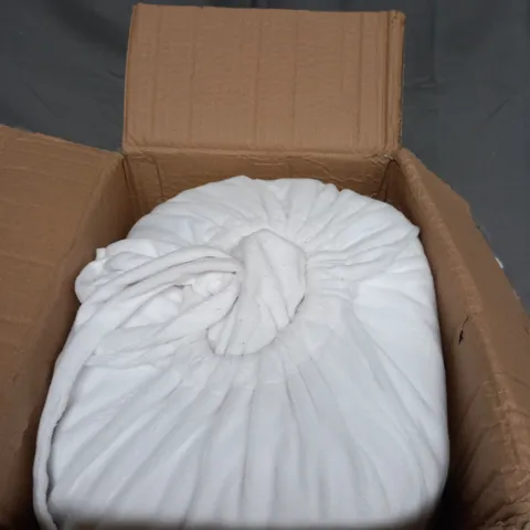 BOXED COZEE HOME LUNASOFT FITTED SHEETS AND PILLOWCASES COLLECTION IN BRIGHT WHITE - KING SIZE