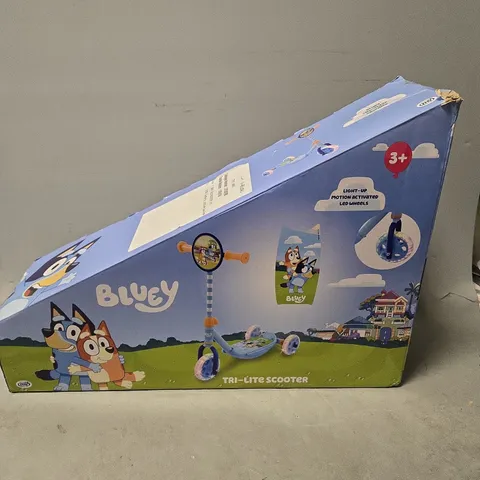 BOXED BLUEY TRI LITE SCOOTER 