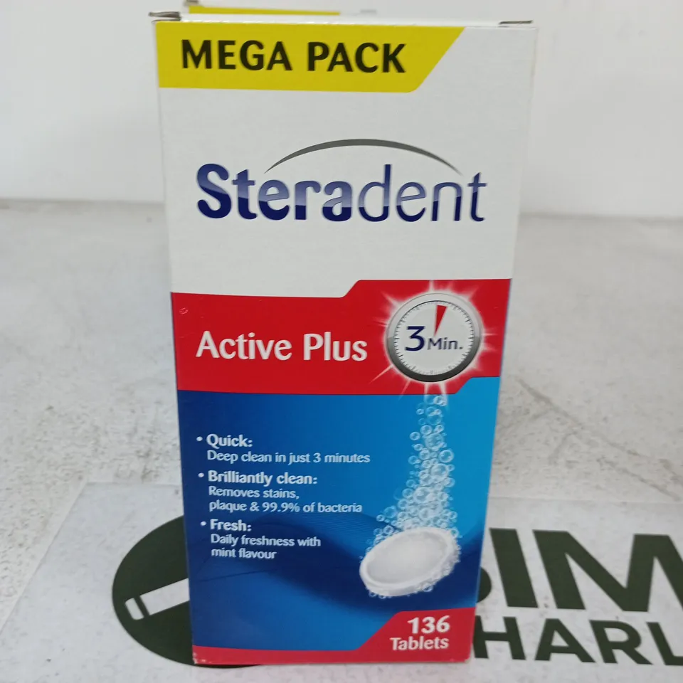 LOT OF 4 STERADENT ACTIVE PLUS MEGA PACKS - 4 X 136 TABLETS