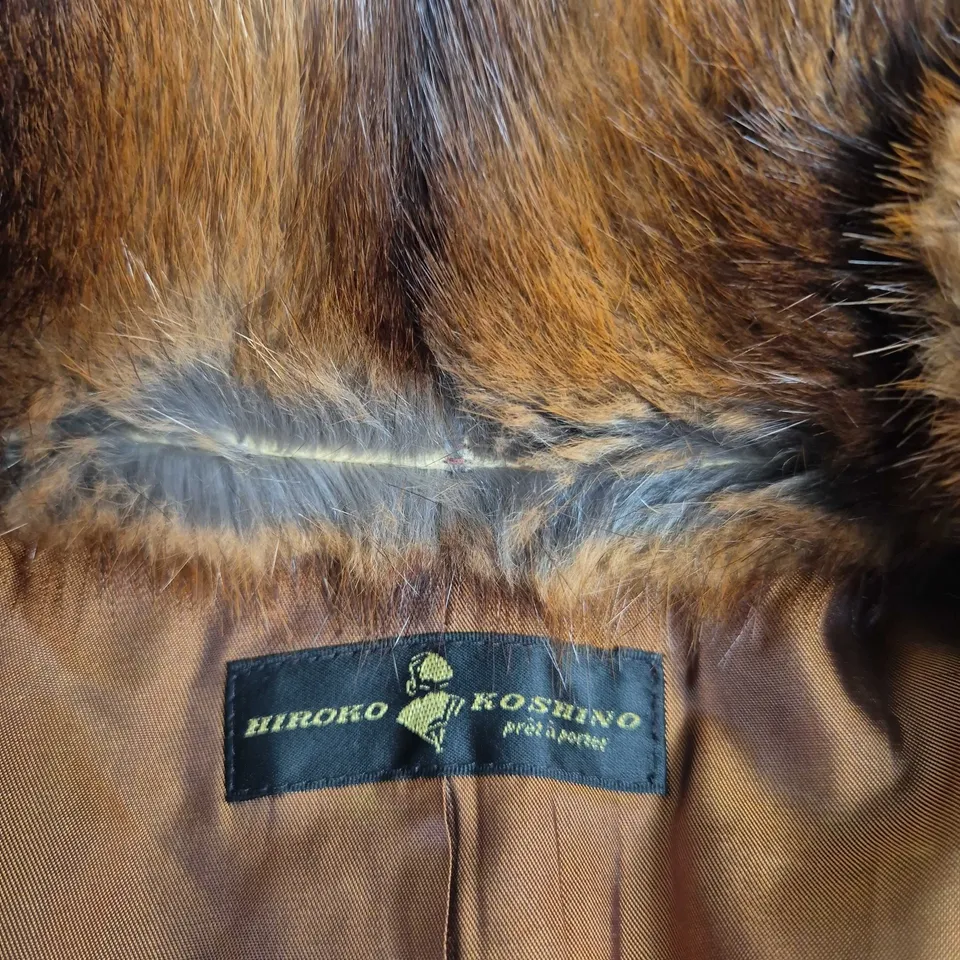 HIROKO KOSHINO FUR-TRIM WOOL COAT, BROWN – WOMEN'S OUTERWEAR