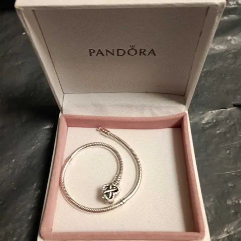 PANDORA BRACELET WITH KNOT CHARM PRESENTED IN PANDORA BOX