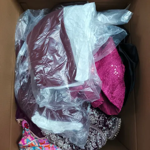 LARGE BOX OF APPROXIMATELY 25 ASSORTED CLOTHING ITEMS IN VARIOUS COLOURS, STYLES AND SIZES - COLLECTION ONLY