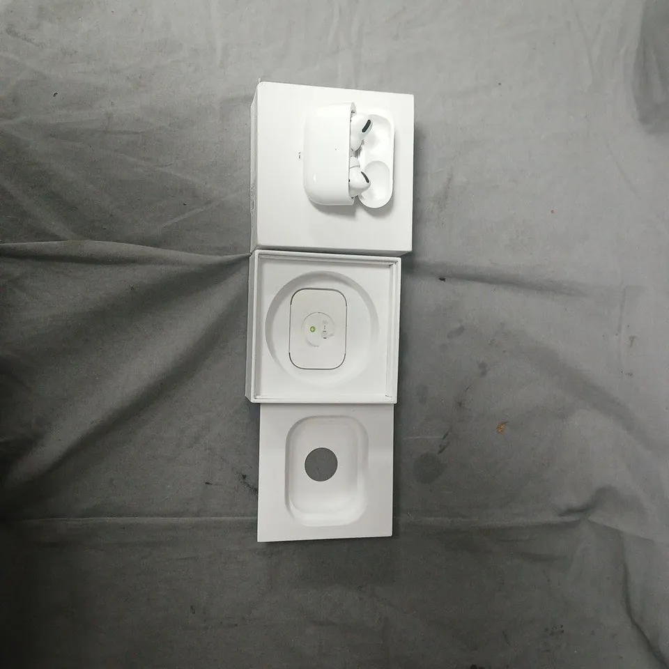 APPLE AIRPODS PRO (2ND GEN) WIRELESS EARBUDS – BOXED