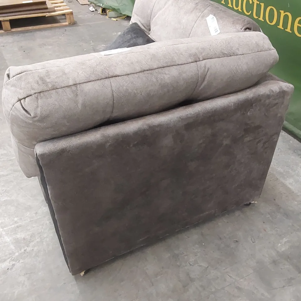 DESIGNER FABRIC UPHOLSTERED CORNER SOFA PIECE WITH CUSHIONS - PART ONLY