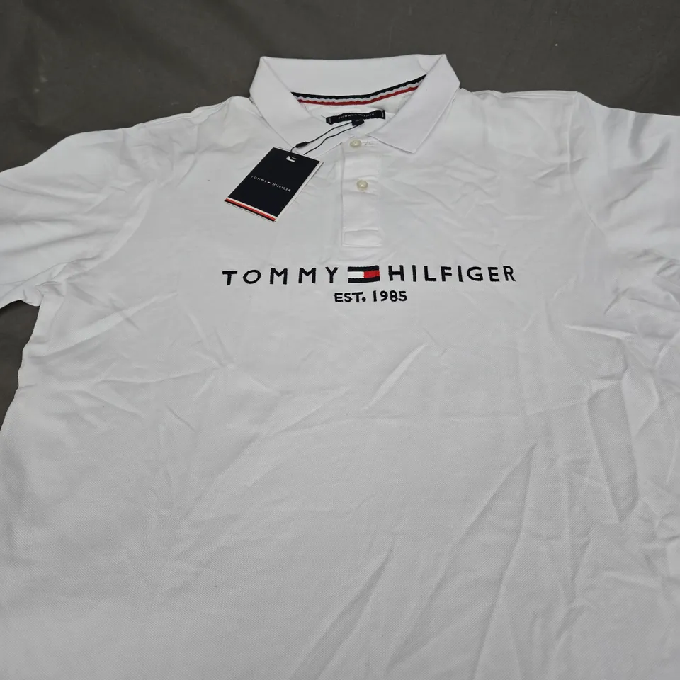 TOMMY HILFIGER LOGO CASUAL POLO SHIRT SIZE XL