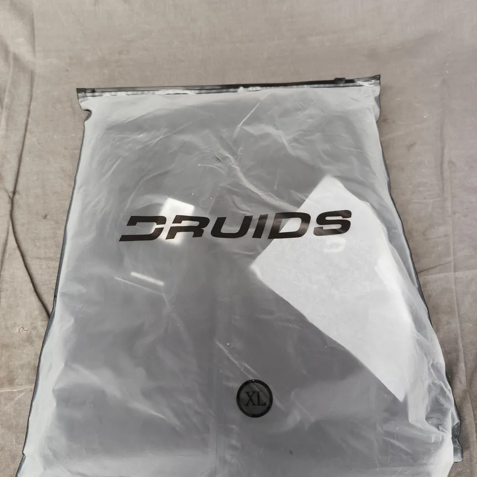 DRUIDS DAPPER JACKET – BLACK, UK XL