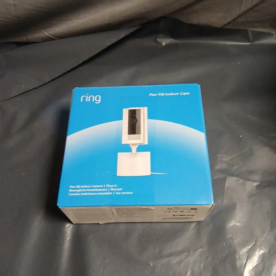 RING PAN-TILT INDOOR CAM – BOXED