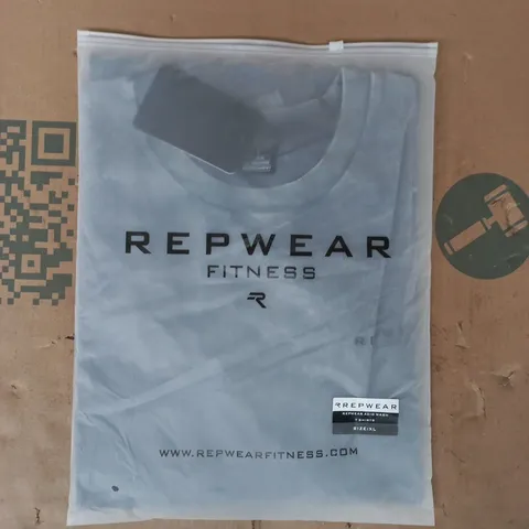 BAGGED REPWEAR ACID WASH T-SHIRT IN GREY SIZE XL