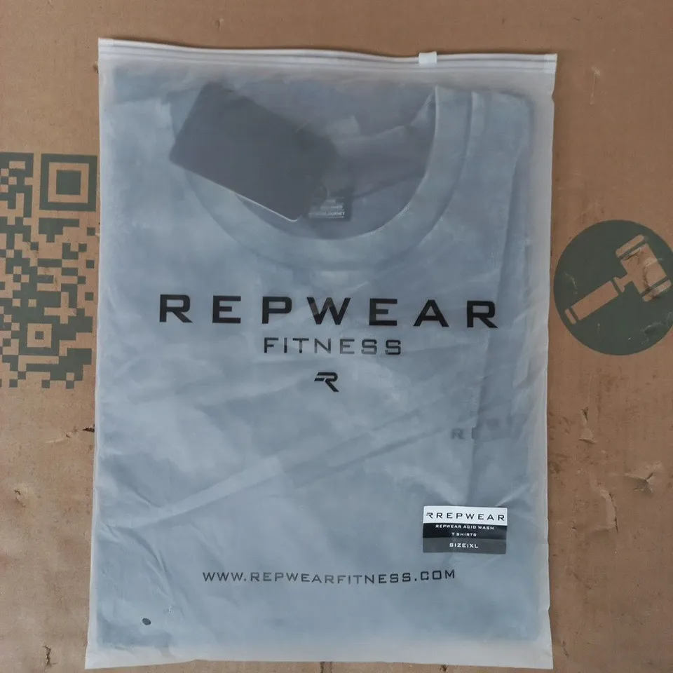 BAGGED REPWEAR ACID WASH T-SHIRT IN GREY SIZE XL