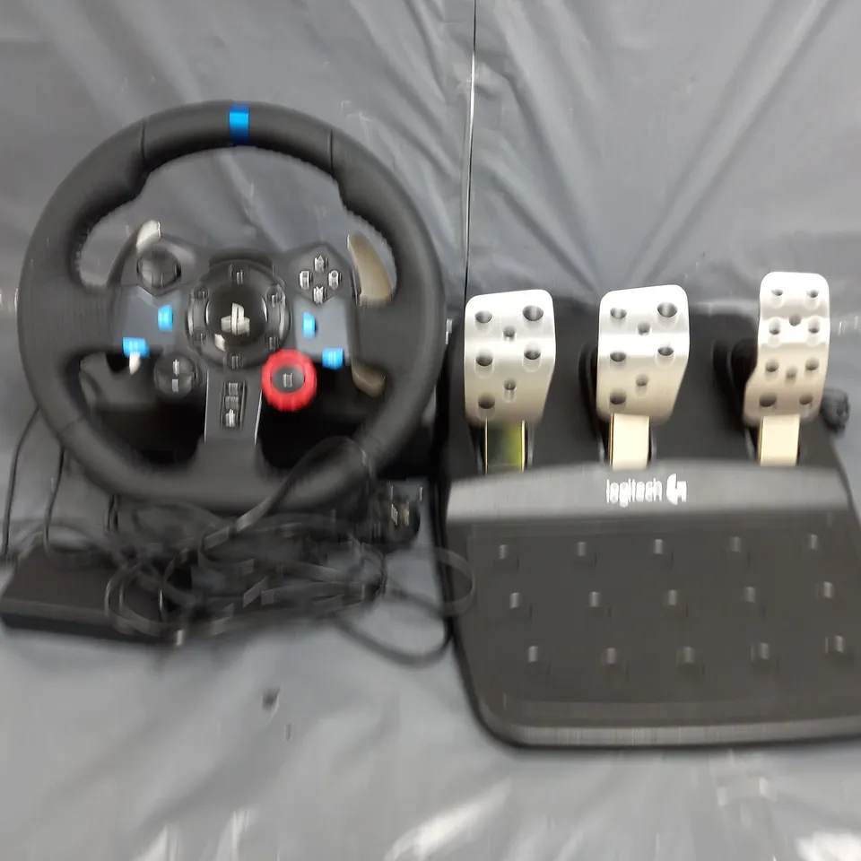 LOGITECH G29 DRIVING FORCE GAMING STEERING WHEEL 