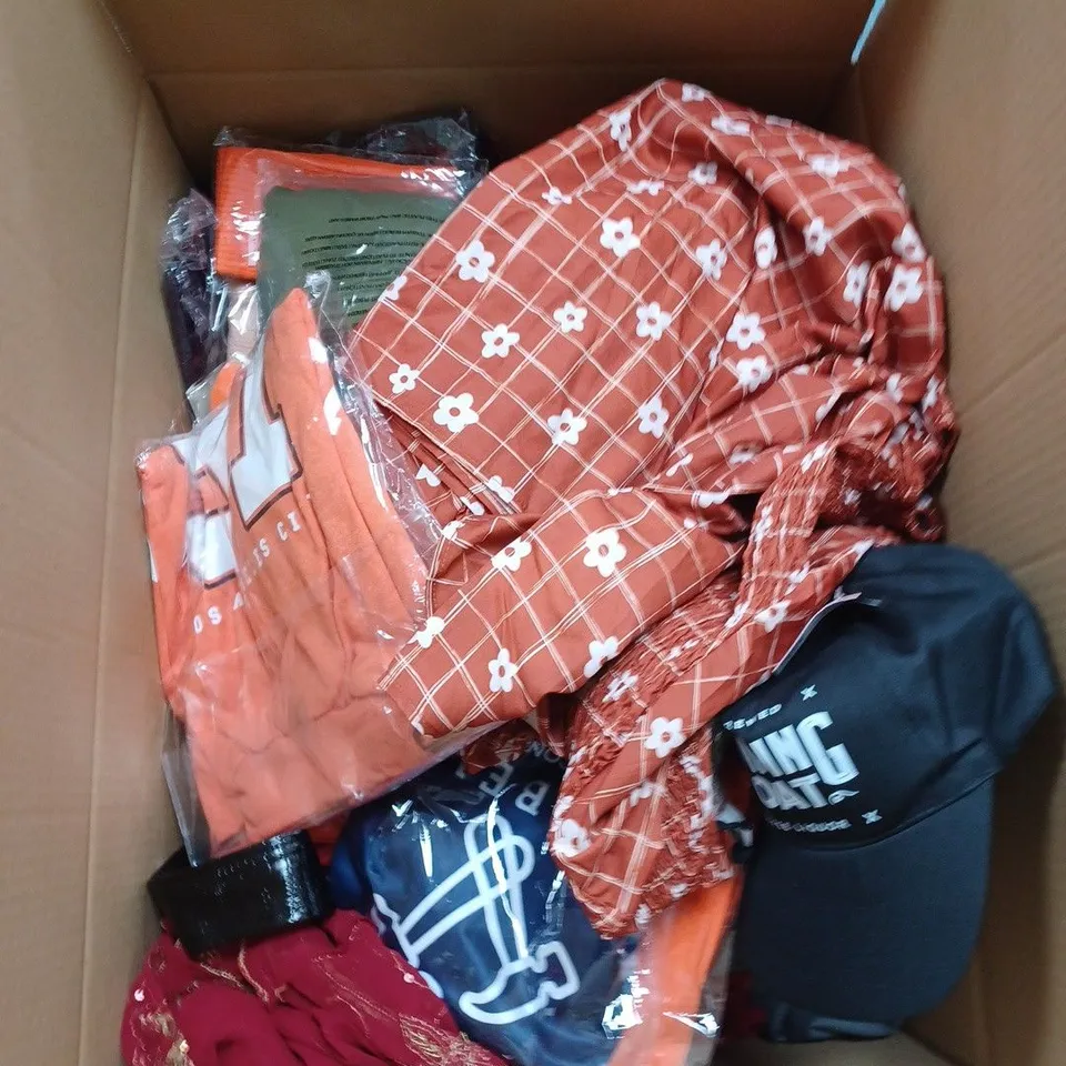 BOX OF ASSORTED CLOTHING ITEMS TO INCLUDE DRESSES, JUMPERS, T-SHIRTS ETC 