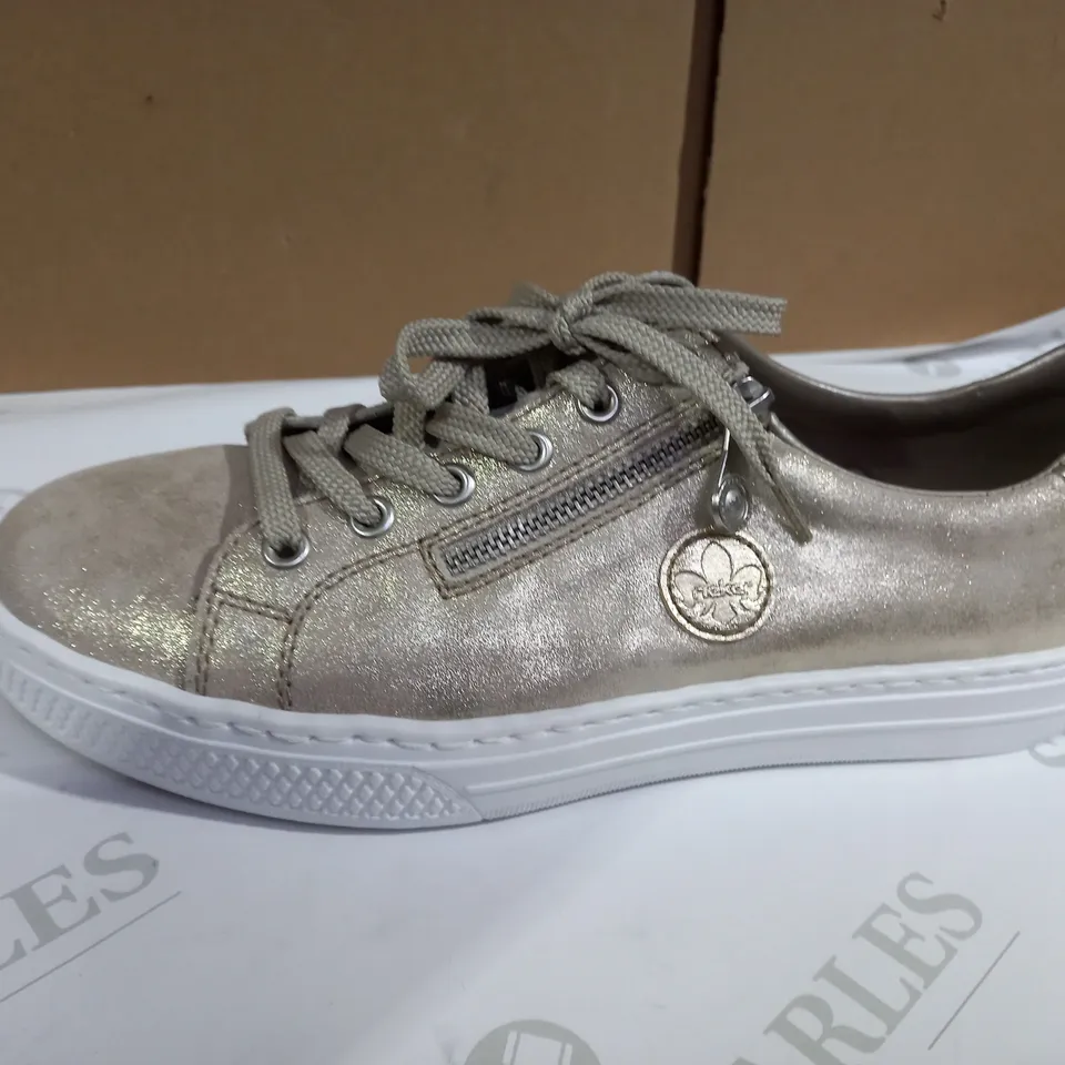 RIEKER GOLD TRAINERS SIZE 6.5
