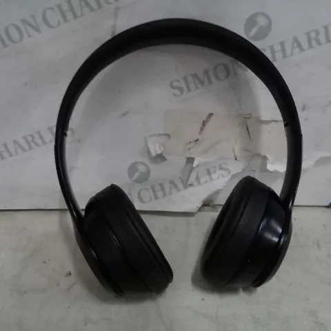 BOXED BEATS BY DRE SOLO³ WIRELESS HEADPHONES