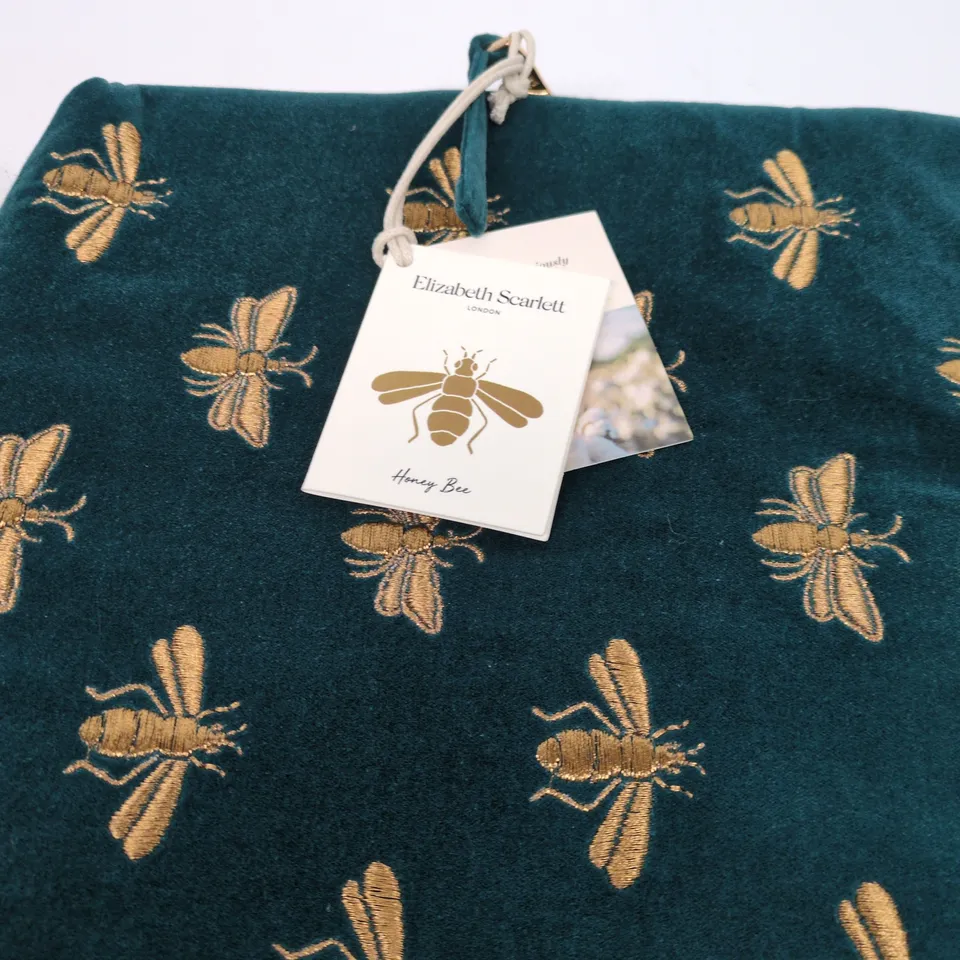 ELIZABETH SCARLETT RICH BLUE LAPTOP CASE – 28 X 38 CM, 100% ORGANIC COTTON VELVET