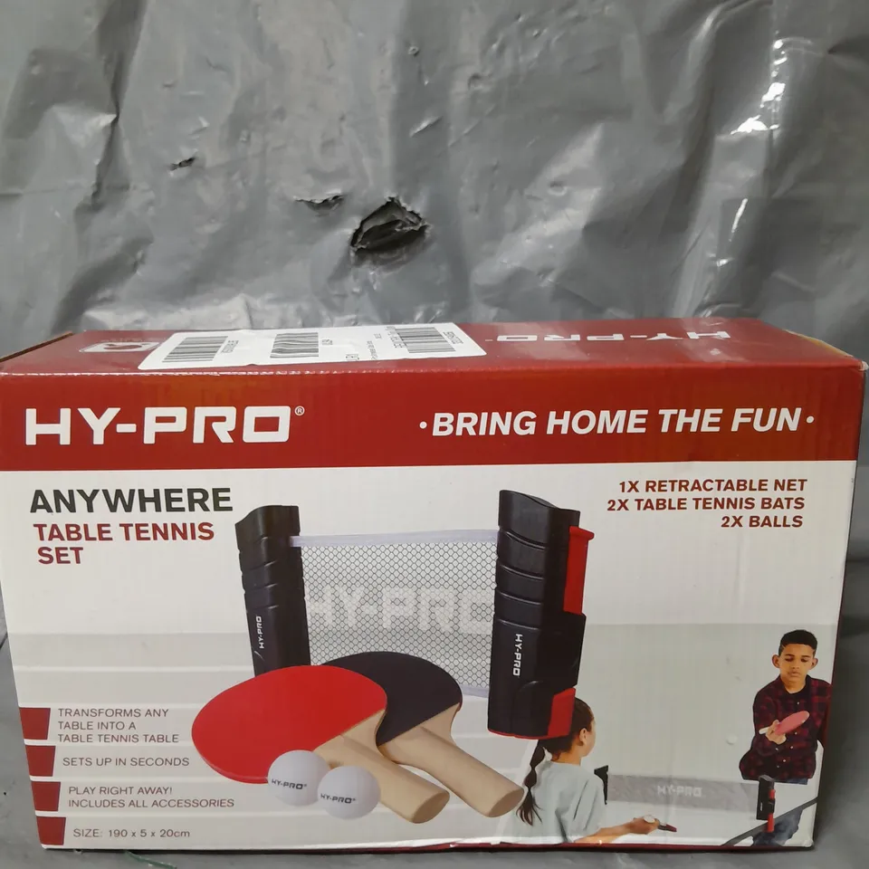 HY-PRO ANYWHERE TABLE TENNIS SET