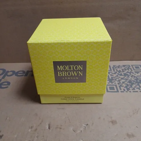 MOLTON BROWN LONDON ORANGE & BERGAMOT THREE WICK CANDLE – 480G (BOXED)