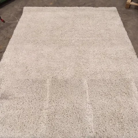 QUALITY DESIGNER AREA RUG - APPROXIMATELY 270CM X 200CM