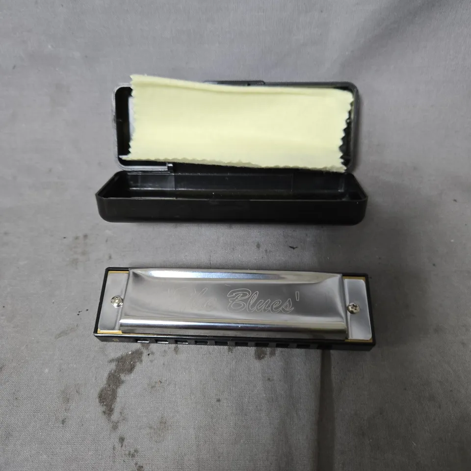 THE BLUES HARMONICA WITH CASE AND CLEANING CLOTH