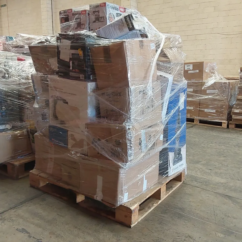 PALLET OF APPROXIMATELY 24 UNPROCESSED RAW RETURN HOUSEHOLD AND ELECTRICAL GOODS TO INCLUDE;