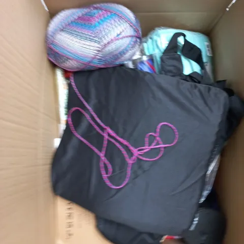 BOX OF APPROXIMATELY 20 ASSORTED ITEMS TO INCLUDE: PERSIL NON BIO PODS