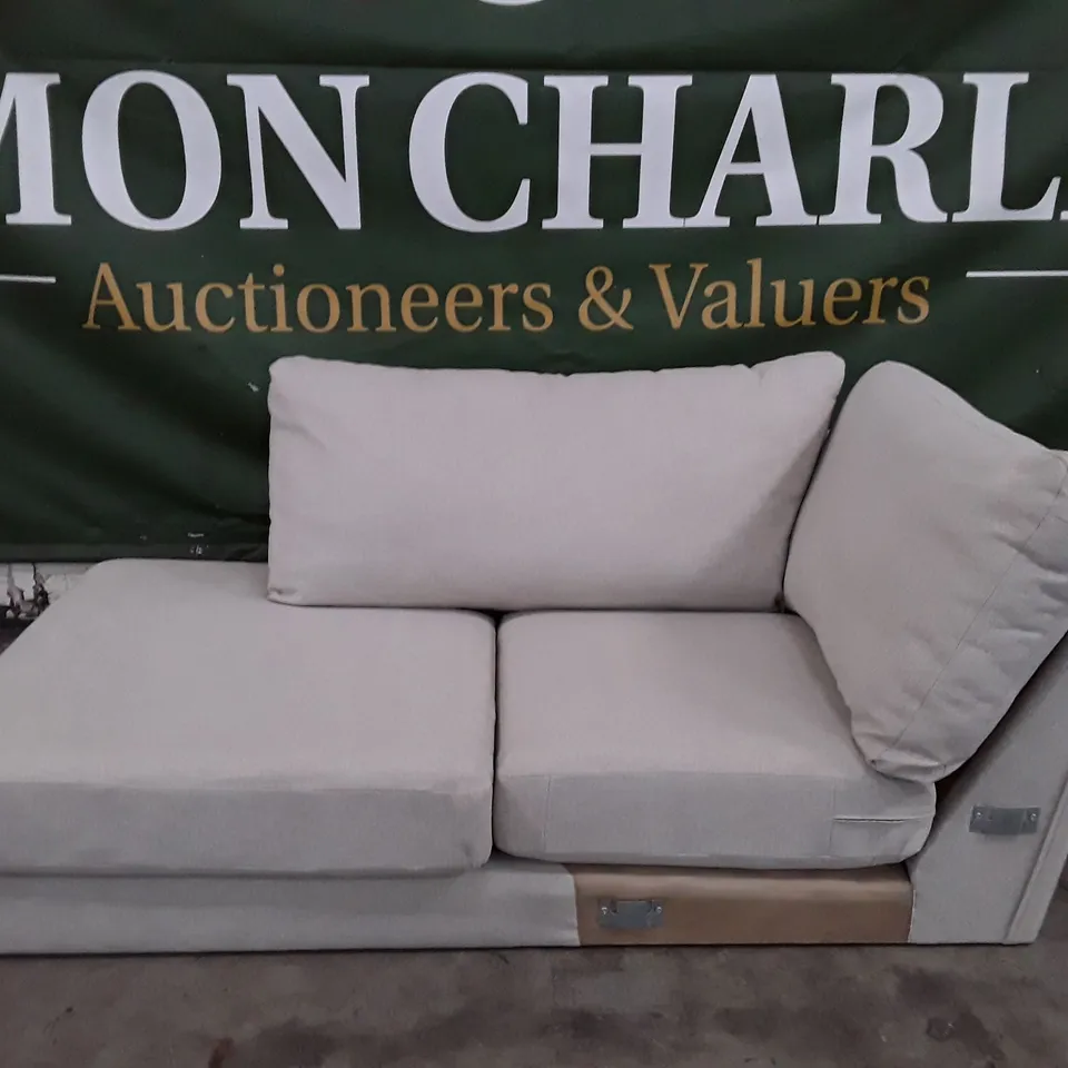 QUALITY DESIGNER RHF CHAISE SECTION - LIGHT GREY FABRIC 