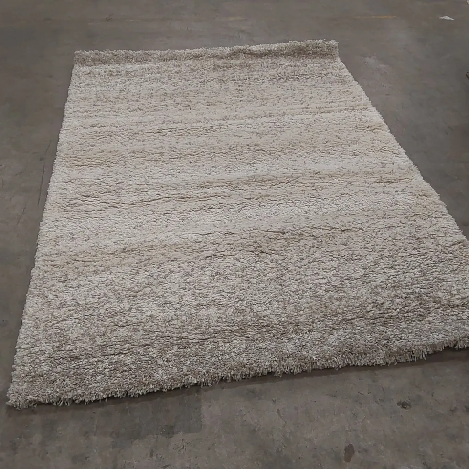 QUALITY DESIGNER AREA RUG - APPROXIMATELY 235 x 160cm