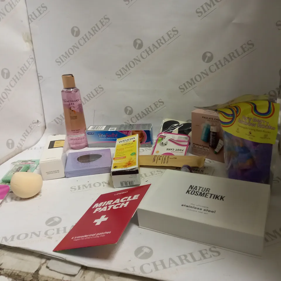 TOTE OF APPROXIMATELY 16 ASSORTED ITEMS TO INCLUDE A STAINLESS STEEL SKINWARE TOOL SET, A BODY WASH AND  A NAPPY CHANGE WASH 