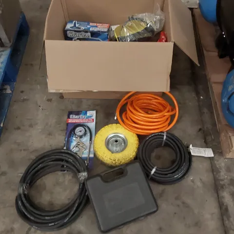 BOX CONTAINING AN ASSORTMENT OF TOOLS INCLUDING: HOSES, 1600W HOT AIR GUN, AIRLINE TYRE INFLATOR ECT