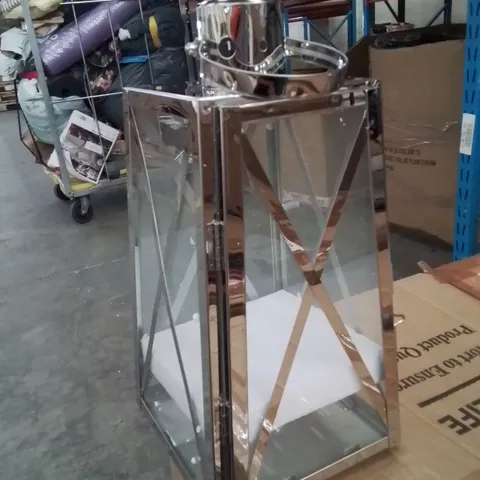 BOXED SILVER LANTERNS
