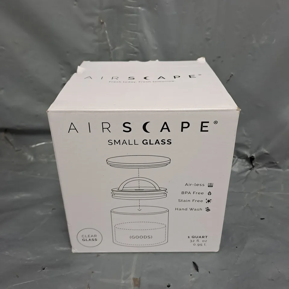 BOXED AIRSCAPE SMALL GLASS 1 QUART STORAGE CONTAINER 