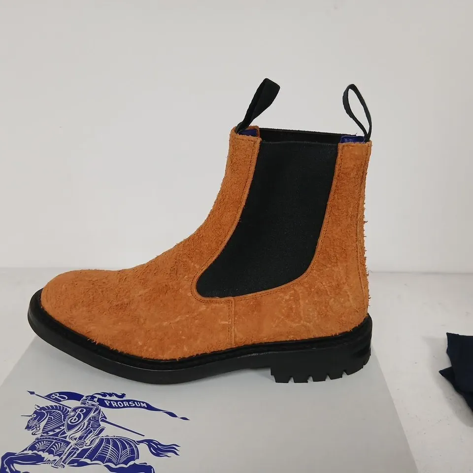TRICKER'S X BURBERRY CHELSEA BOOTS – WARM CARAMEL SUEDE, UK9