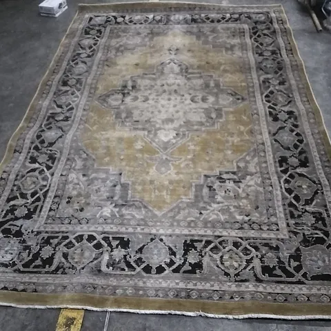 BERNELI PERSIAN MEDALLION BLACK/GOLD AREA RUG APPROXIMATELY 285X195CM