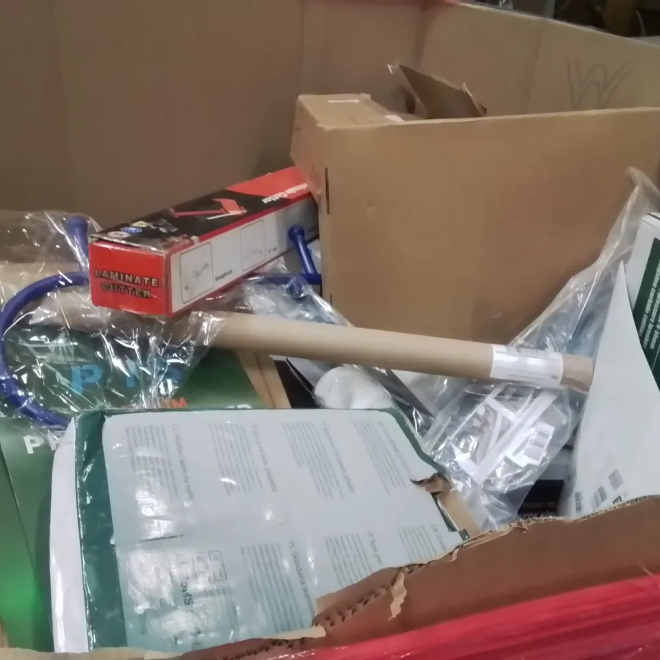 PALLET OF ASSORTED HOUSEHOLD GOODS AND PRODUCTS TO INCLUDE;TURNTABLE SYSTEM,LEG MASSAGER,FLOOR CUTTER,ELECTRIC VEHICLE CHARGING CABLE