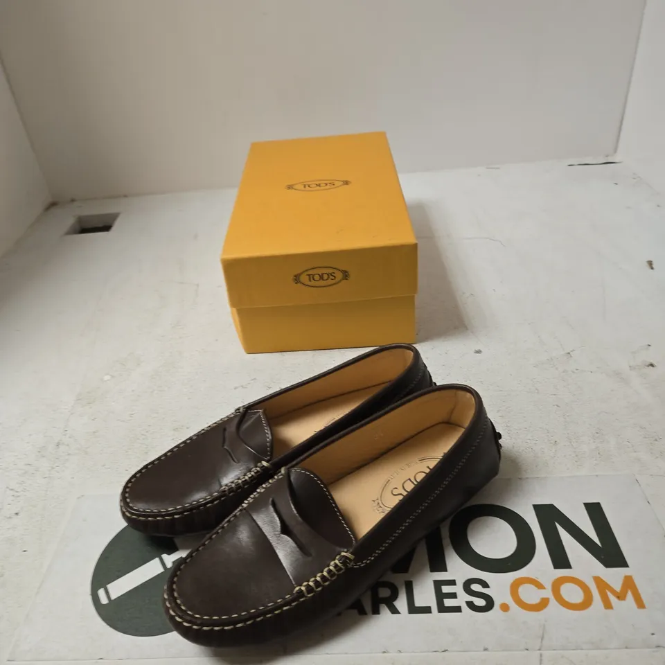 TOD'S WOMEN'S BROWN LEATHER MOCCASINS – UK 3.5 (EU 35.5) GOMMINO